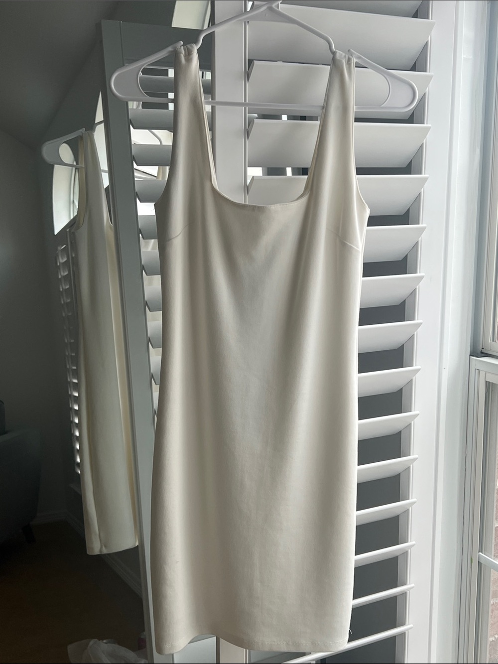 Forever 21 Cream Scoop Neck Mini Slip Dress